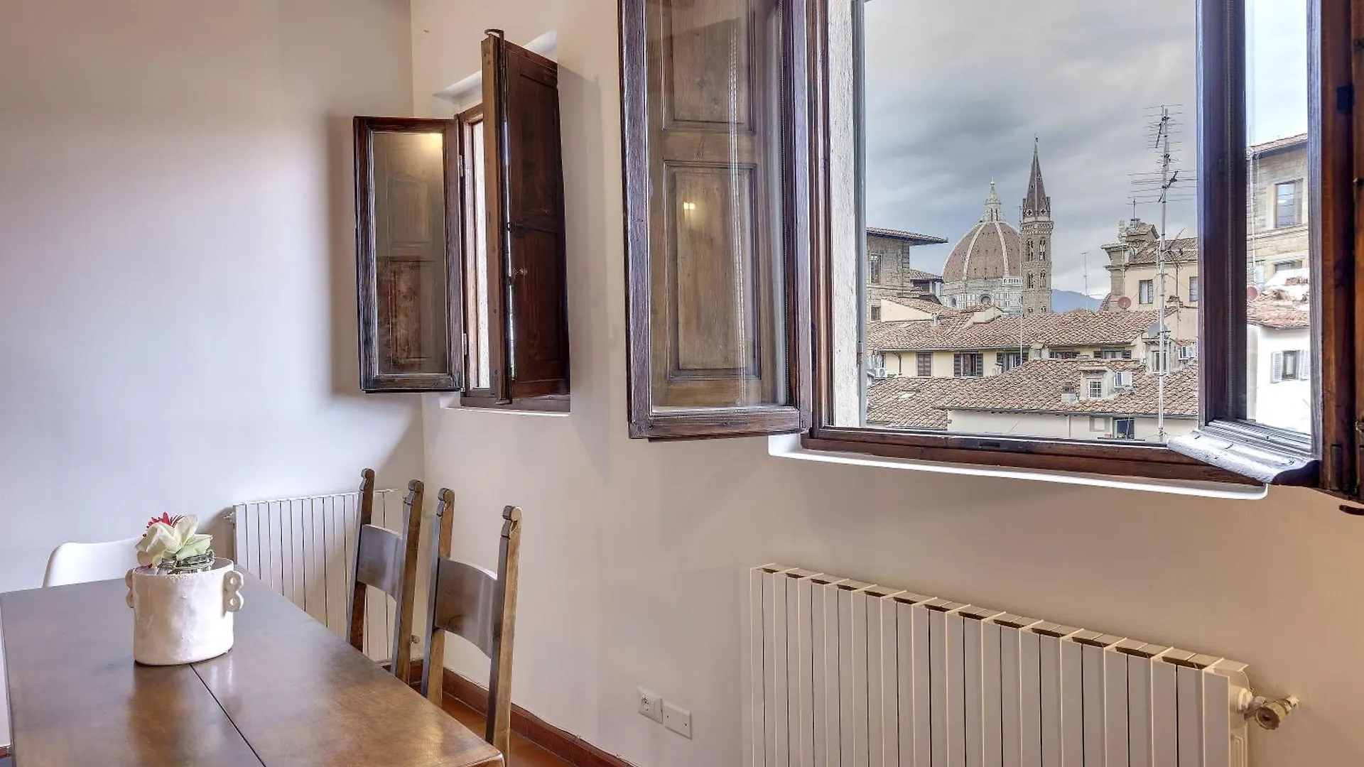 Opera - Sinfonia - Minuetto - Melody Apartments By Mamo Florence Italy