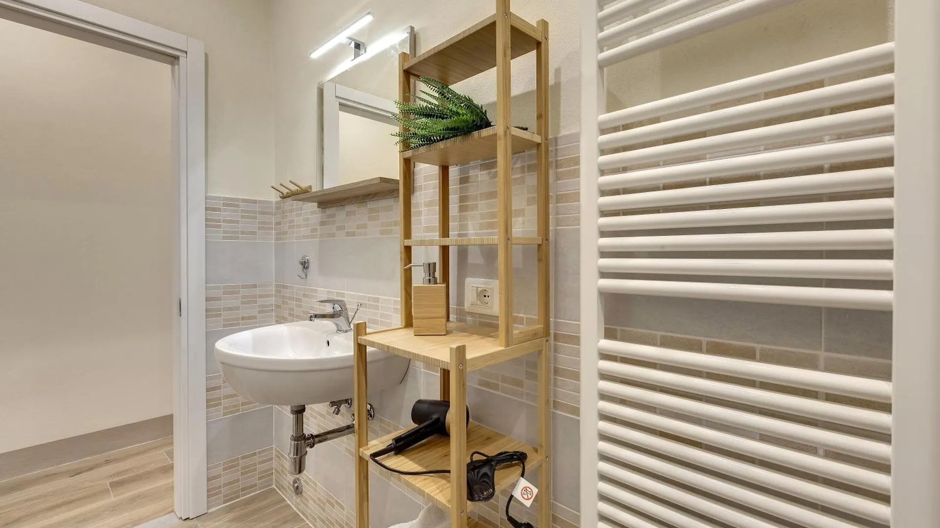 Opera - Sinfonia - Minuetto - Melody Apartments By Mamo Florence